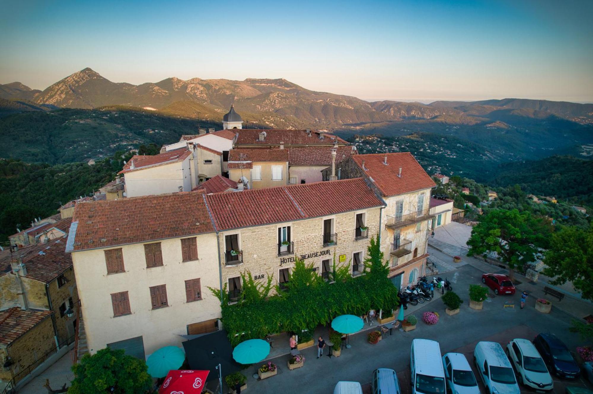 Logis Hotel Beausejour Berre-les-Alpes Exterior photo